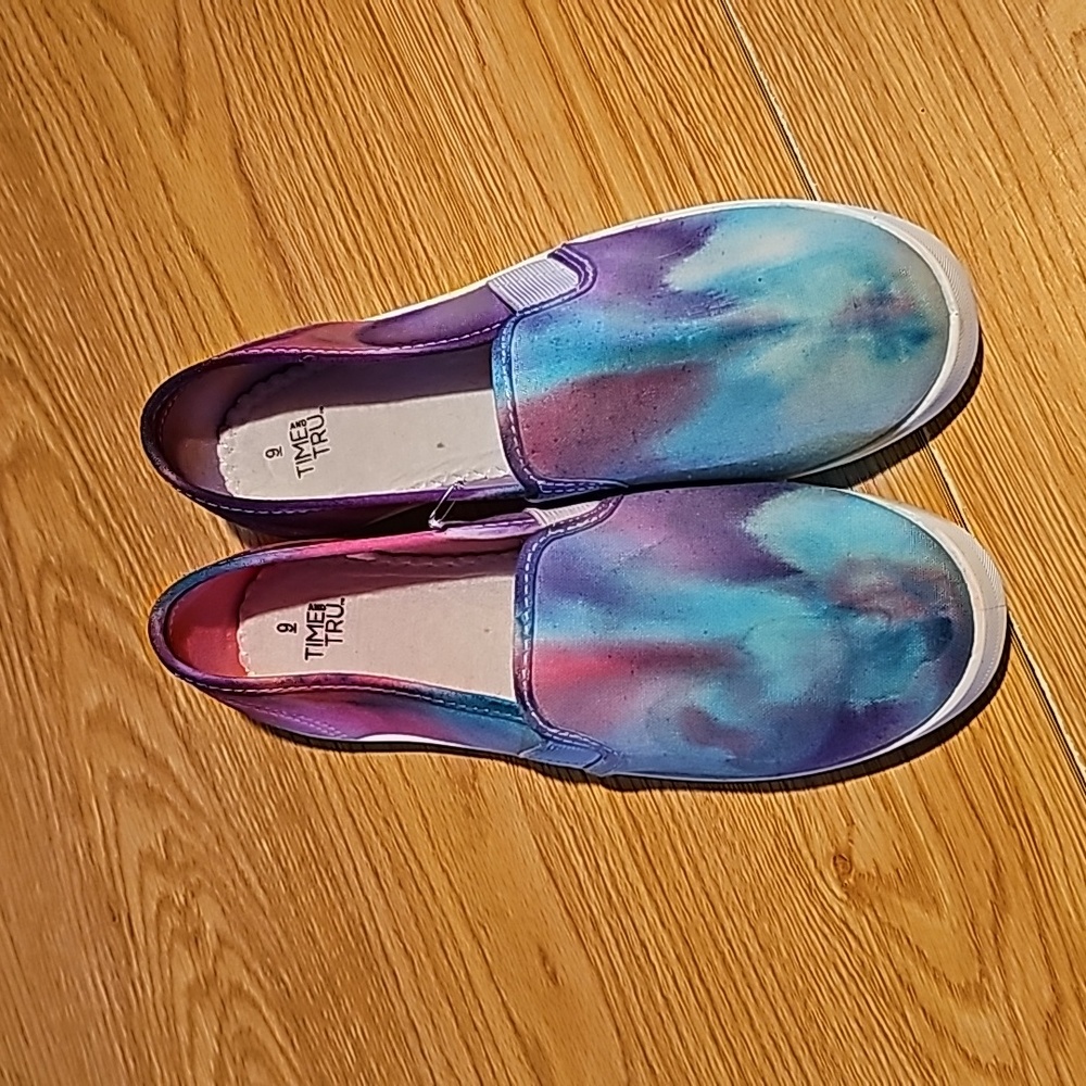 Tie Dyed Shoes Size 9